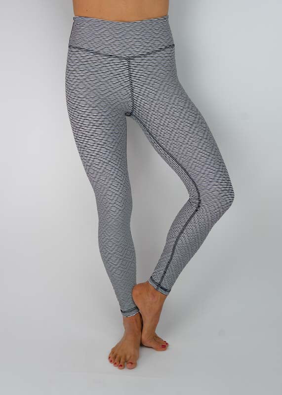 womens-reversible-legging-black-white